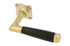 Enkele deurklink met rozet ongelakt messing ebbenhout (1918)